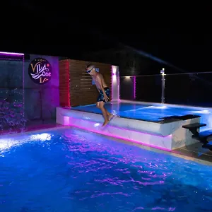 4* Hotell One